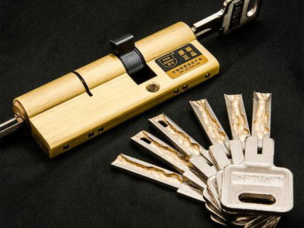 广东24小时上门开锁公司